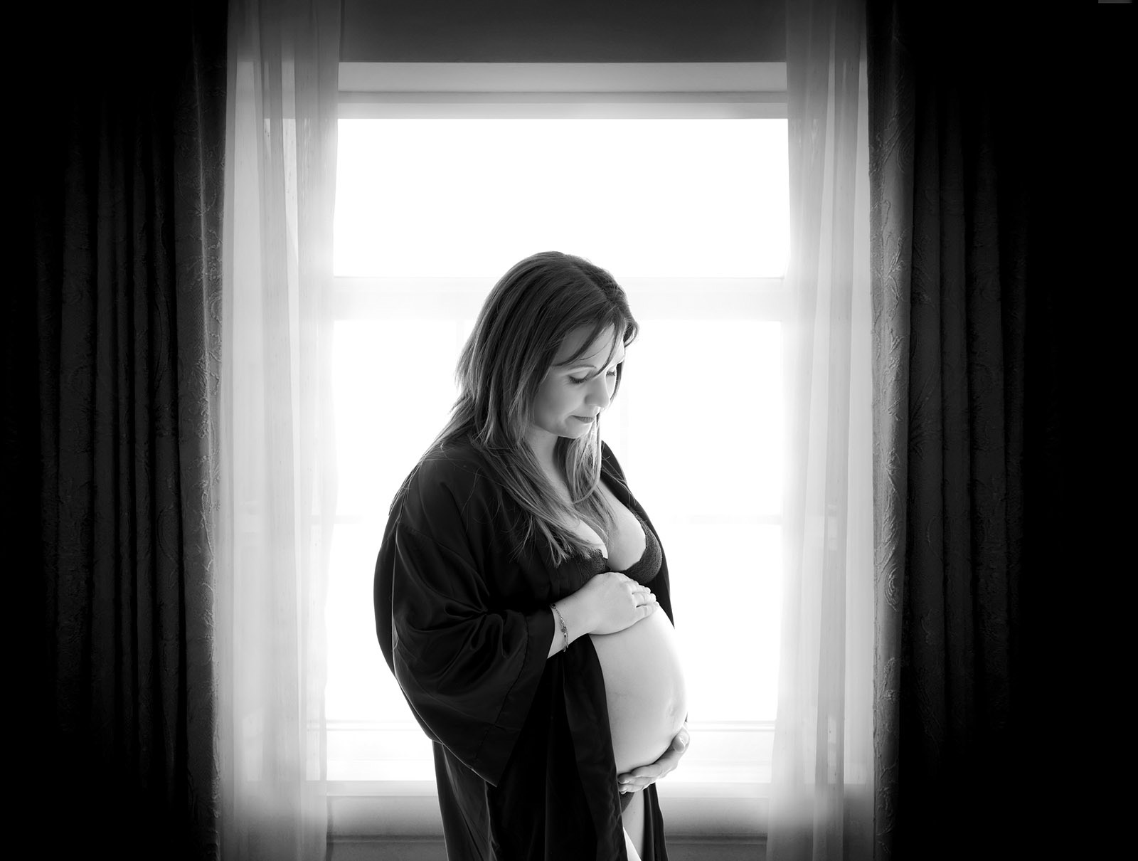 seance-photo-grossesse-femme-enceinte-naissance-montelimar-valence-drome-ardeche-Atelier de Céline